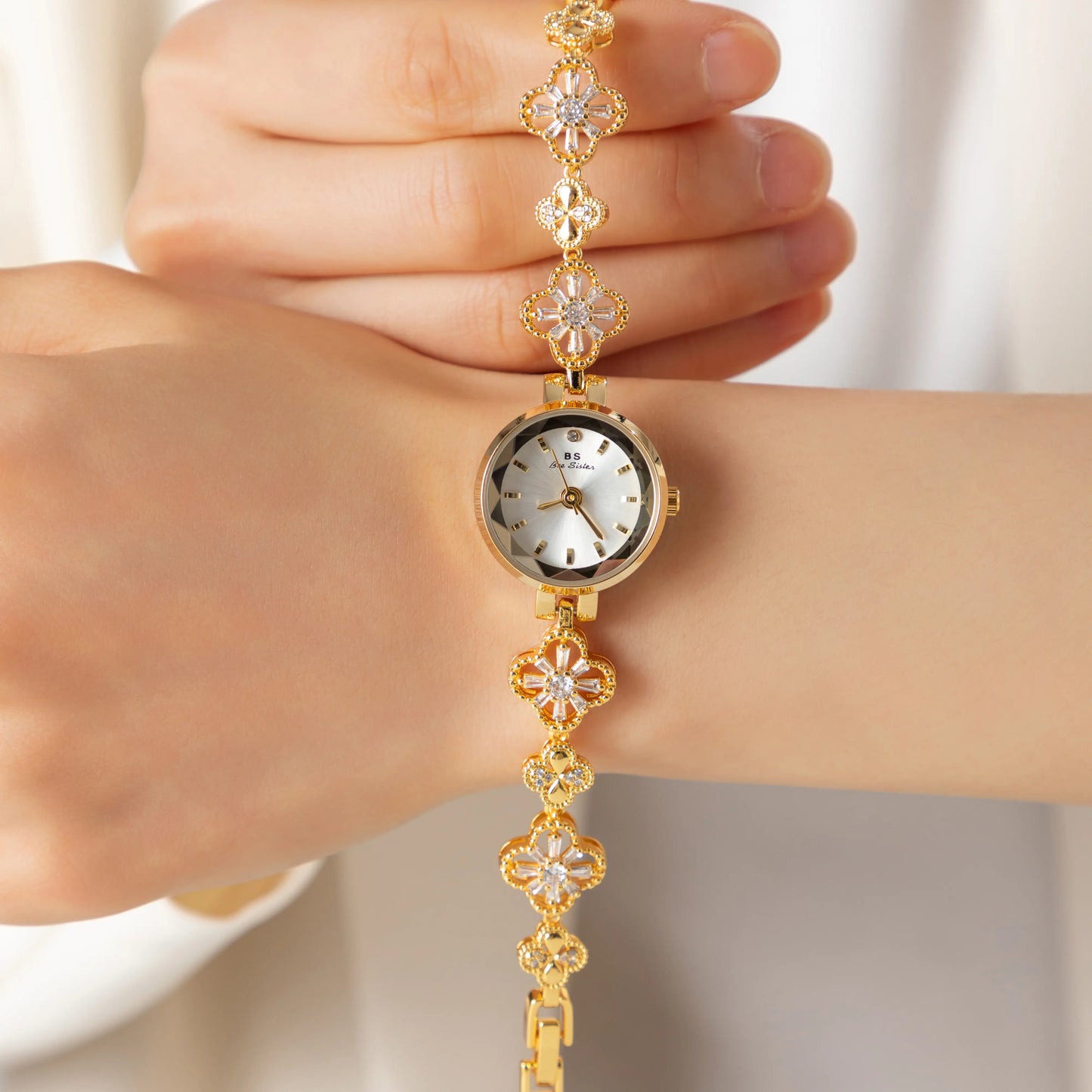 Maria - Elegant Watch