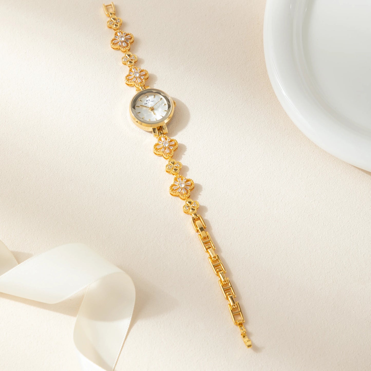 Maria - Elegant Watch