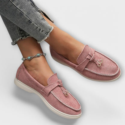 Beige dámské mokasíny s ozdobnou šňůrkou