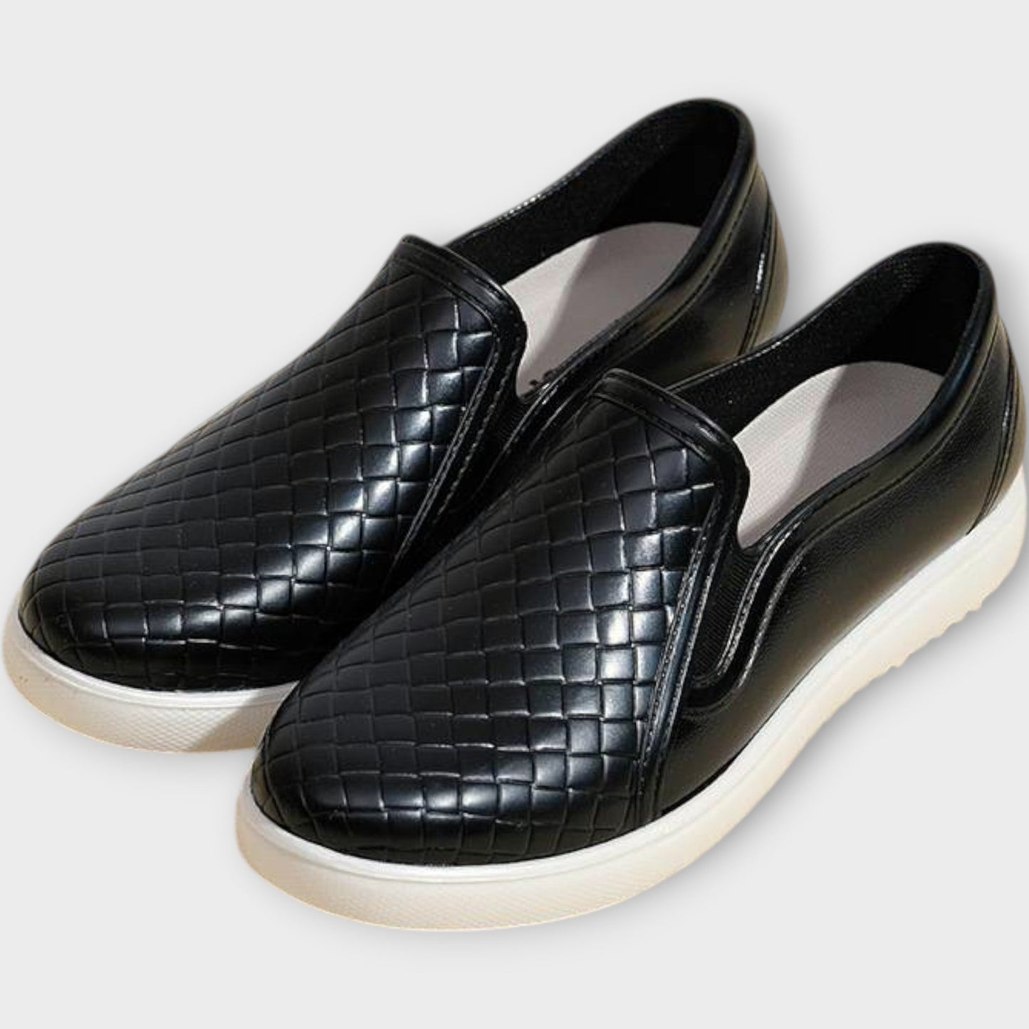 Uniwersalne Sneakersy na Każdą Okazję